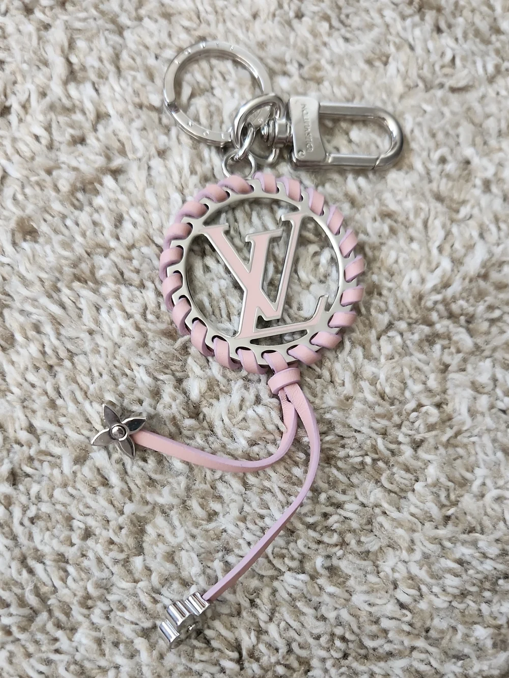 Louis Vuitton Pink Leather Monogram Ring Key Holder with Silver Hardware